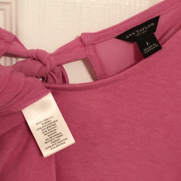 EUC Ann Taylor Lilac Tie Back Top Size L - Picture 5 of 5